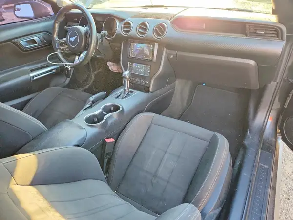 1FATP8UH7J5109007 2018 FORD MUSTANG - Image 8