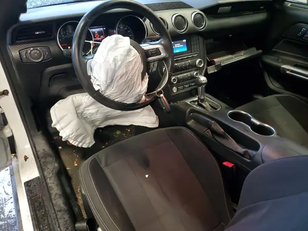 1FATP8UH7J5113610 2018 FORD MUSTANG - Image 8