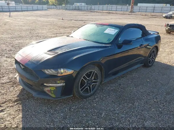 1FATP8UH7J5136000 2018 FORD MUSTANG - Image 2