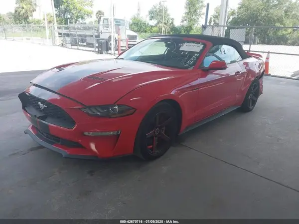 1FATP8UH7J5142475 2018 FORD MUSTANG - Image 2