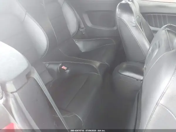 1FATP8UH7J5142475 2018 FORD MUSTANG - Image 8
