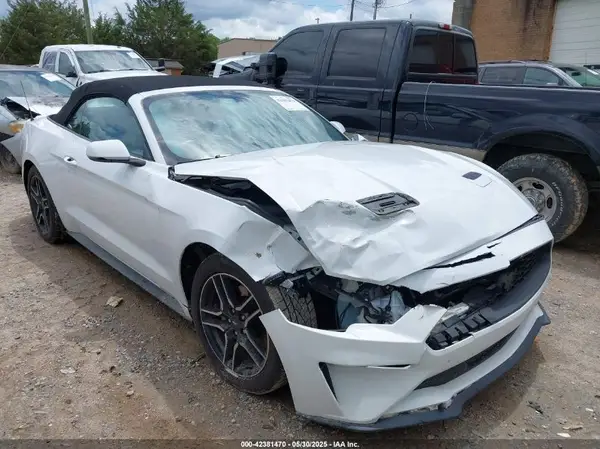 1FATP8UH7J5155047 2018 FORD MUSTANG - Image 1