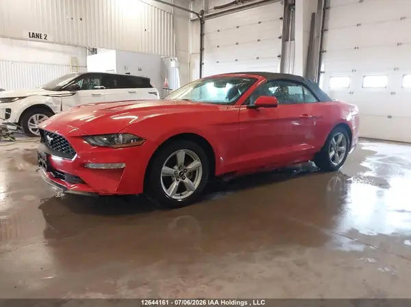 1FATP8UH7J5157915 2018 FORD MUSTANG - Image 2