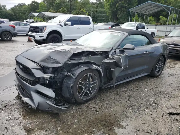 1FATP8UH7J5161740 2018 FORD MUSTANG - Image 1