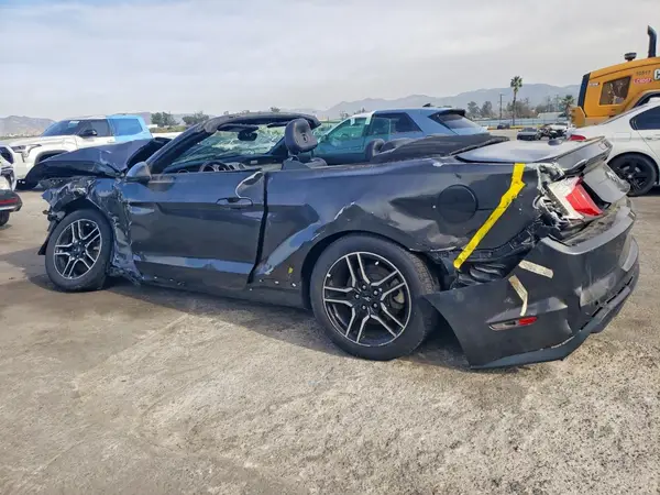 1FATP8UH7K5109719 2019 FORD MUSTANG - Image 2