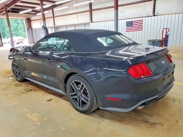 1FATP8UH7L5106336 2020 FORD MUSTANG - Image 2