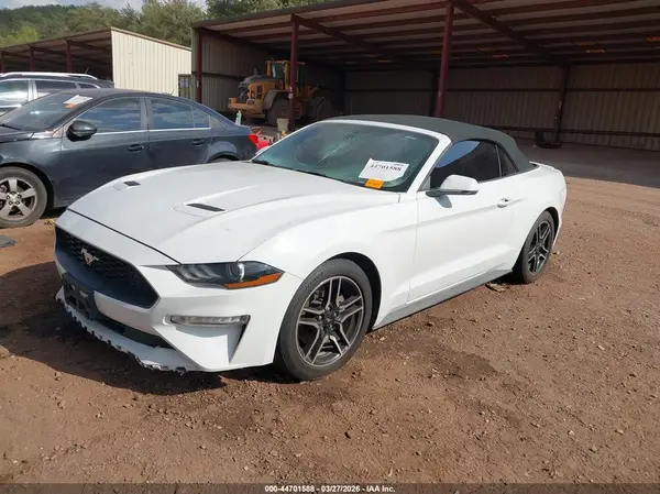 1FATP8UH7L5112296 2020 FORD MUSTANG - Image 2