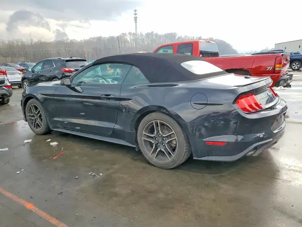 1FATP8UH7L5120608 2020 FORD MUSTANG - Image 2