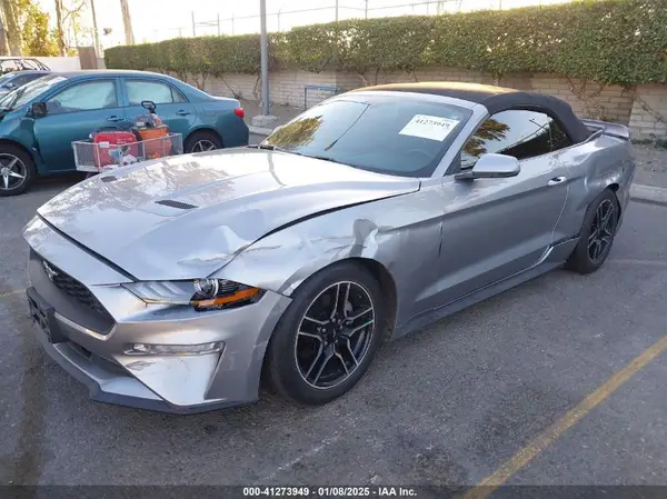 1FATP8UH7L5139577 2020 FORD MUSTANG - Image 2
