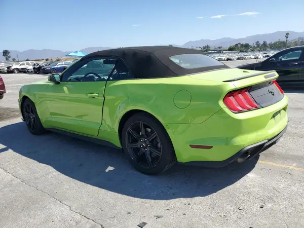1FATP8UH7L5163314 2020 FORD MUSTANG - Image 2