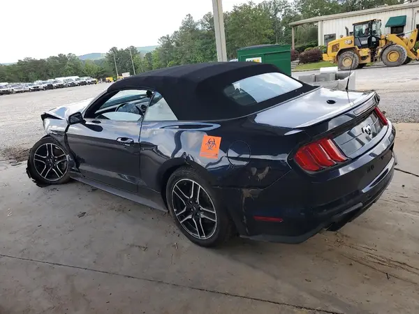 1FATP8UH7M5116088 2021 FORD MUSTANG - Image 2