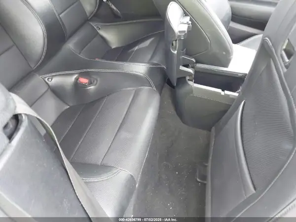 1FATP8UH7N5101141 2022 FORD MUSTANG - Image 8