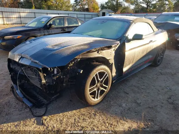 1FATP8UH7N5120014 2022 FORD MUSTANG - Image 2