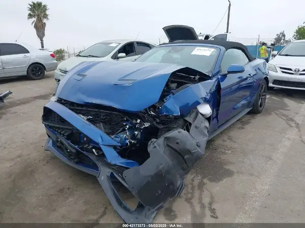 1FATP8UH7N5144894 2022 FORD MUSTANG - Image 2