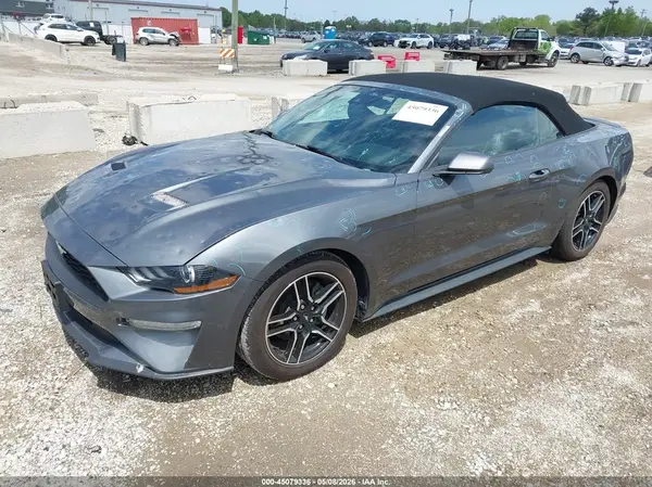 1FATP8UH7P5110425 2023 FORD MUSTANG - Image 2