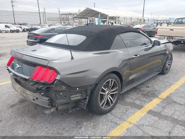 1FATP8UH8G5254095 2016 FORD MUSTANG - Image 2