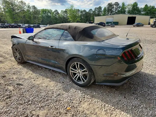 1FATP8UH8G5274802 2016 FORD MUSTANG - Image 2