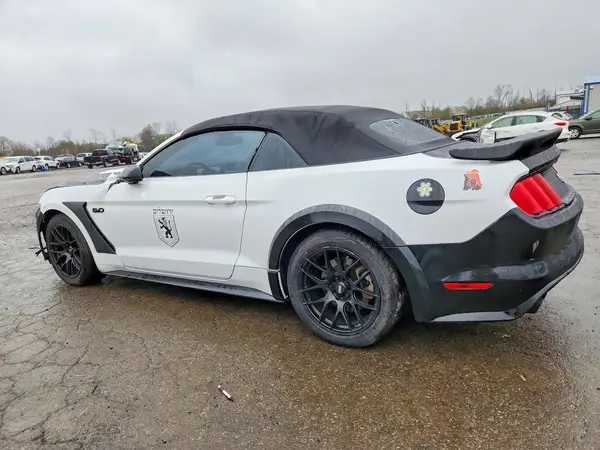 1FATP8UH8G5281345 2016 FORD MUSTANG - Image 2