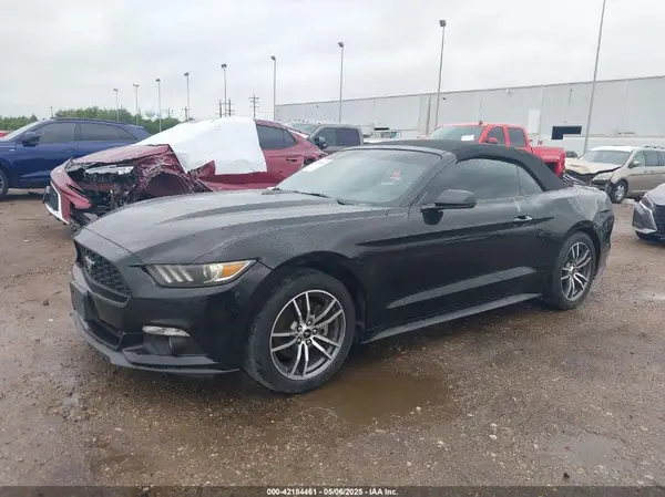 1FATP8UH8G5291311 2016 FORD MUSTANG - Image 2