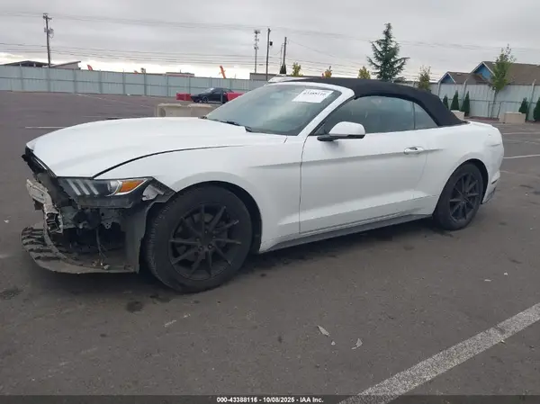 1FATP8UH8G5291597 2016 FORD MUSTANG - Image 2