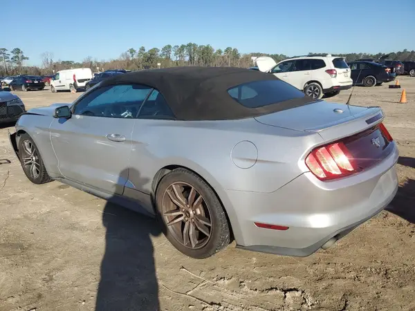 1FATP8UH8G5299408 2016 FORD MUSTANG - Image 2