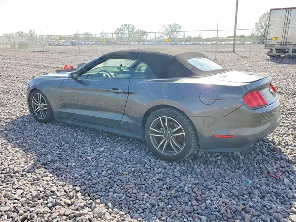 1FATP8UH8H5295635 2017 FORD MUSTANG - Image 2