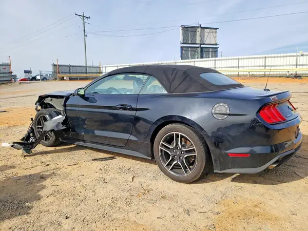 1FATP8UH8J5115236 2018 FORD MUSTANG - Image 2