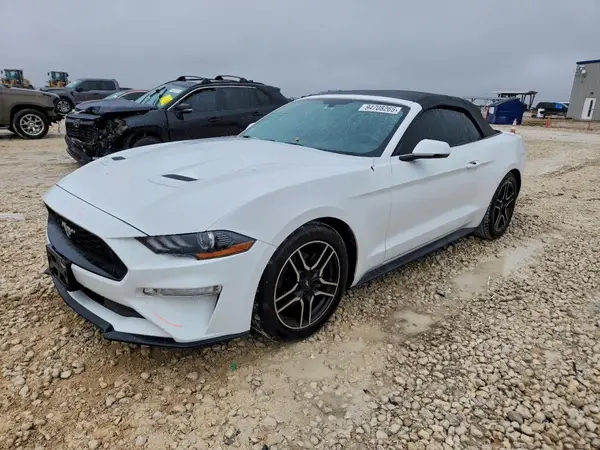 1FATP8UH8J5132652 2018 FORD MUSTANG - Image 1