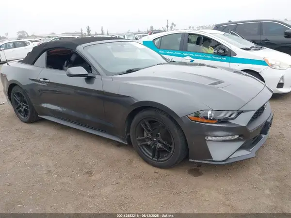 1FATP8UH8J5139309 2018 FORD MUSTANG - Image 1