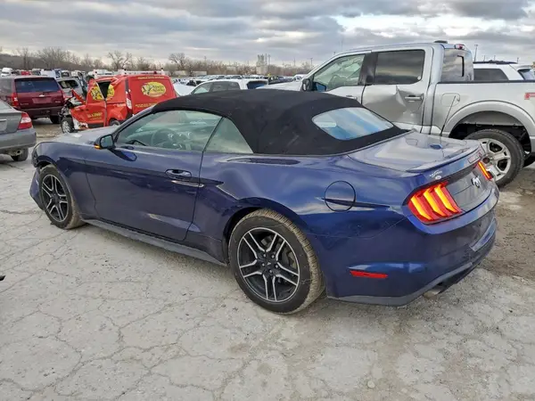 1FATP8UH8J5139312 2018 FORD MUSTANG - Image 2