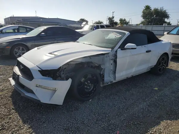 1FATP8UH8J5166333 2018 FORD MUSTANG - Image 1