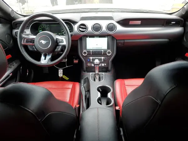 1FATP8UH8J5167790 2018 FORD MUSTANG - Image 8