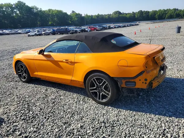 1FATP8UH8J5168115 2018 FORD MUSTANG - Image 2