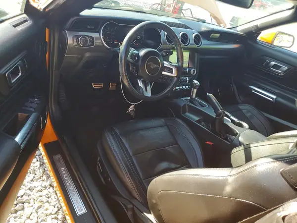 1FATP8UH8J5168115 2018 FORD MUSTANG - Image 8