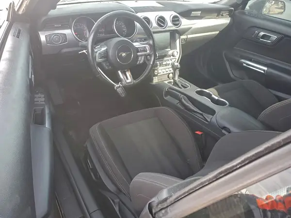 1FATP8UH8J5173847 2018 FORD MUSTANG - Image 8