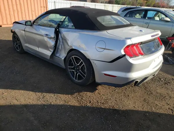 1FATP8UH8K5149243 2019 FORD MUSTANG - Image 2