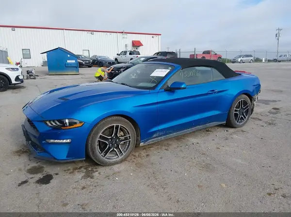1FATP8UH8K5172344 2019 FORD MUSTANG - Image 2