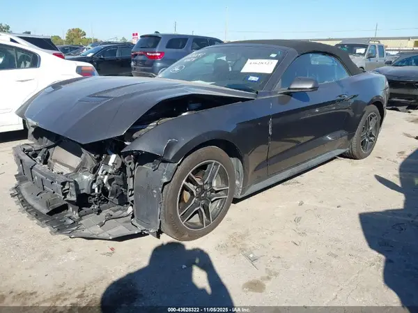 1FATP8UH8L5120875 2020 FORD MUSTANG - Image 2