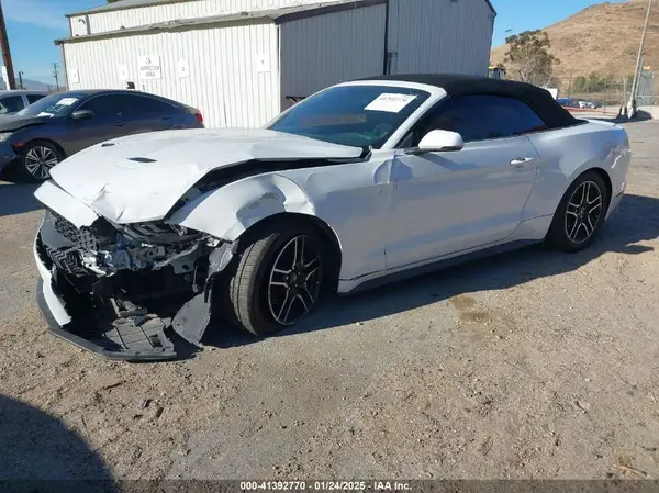 1FATP8UH8L5126353 2020 FORD MUSTANG - Image 2