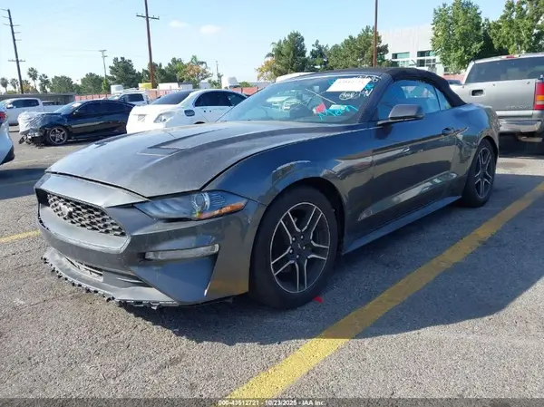 1FATP8UH8L5138728 2020 FORD MUSTANG - Image 2