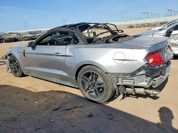 1FATP8UH8L5139510 2020 FORD MUSTANG - Image 2