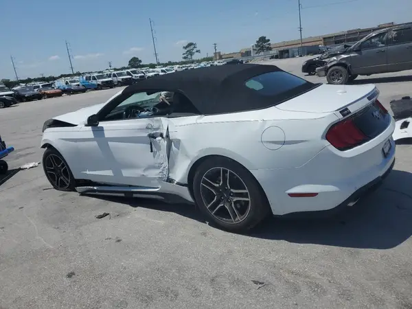 1FATP8UH8L5179831 2020 FORD MUSTANG - Image 2