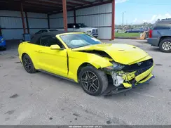 1FATP8UH8M5105729 2021 FORD MUSTANG