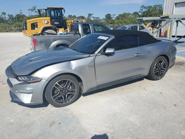 1FATP8UH8M5105889 2021 FORD MUSTANG - Image 1