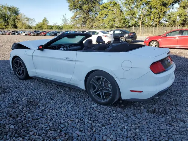 1FATP8UH8M5109408 2021 FORD MUSTANG - Image 2