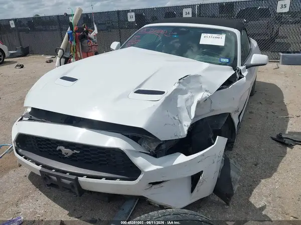 1FATP8UH8N5103075 2022 FORD MUSTANG - Image 2