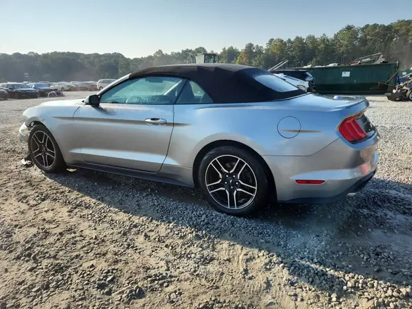 1FATP8UH8N5119289 2022 FORD MUSTANG - Image 2