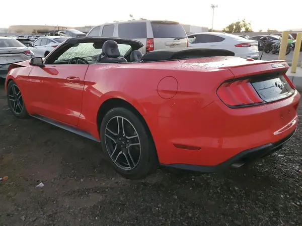 1FATP8UH8N5119955 2022 FORD MUSTANG - Image 2