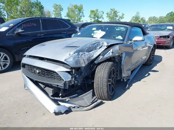 1FATP8UH8N5120202 2022 FORD MUSTANG - Image 2