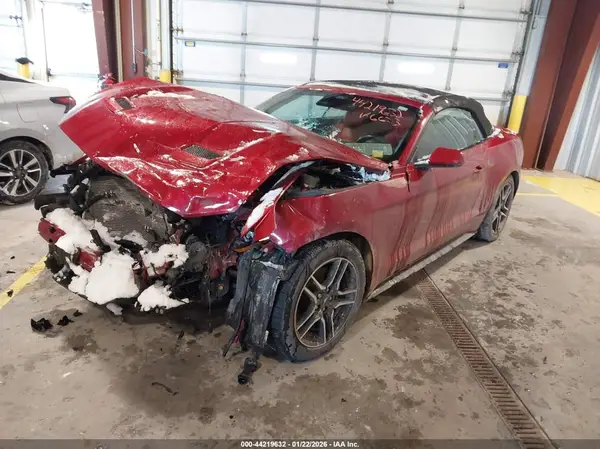 1FATP8UH8N5146623 2022 FORD MUSTANG - Image 2